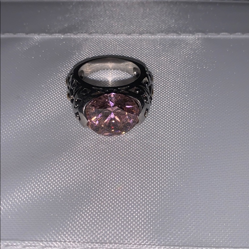 Pink ring - Picture 3 of 3